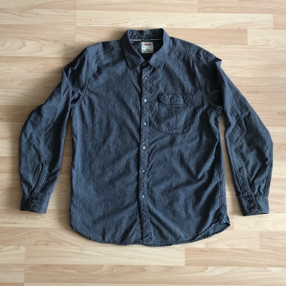 Levi Strauss Denim Long Sleeve Nice Details!